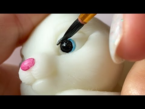 Видео: Как раскрасить мыло акриловой краской?! Релакс видео. Мыло зайчики