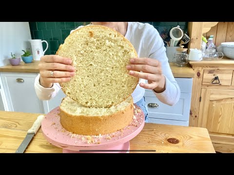 Видео: ИДЕАЛЬНЫЙ рецепт БИСКВИТА от ШЕФ КОНДИТЕРА / AlexMilana/ ТРИ ингредиента
