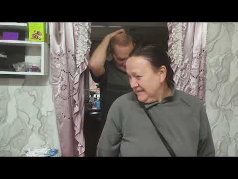 Видео: Икра баклажанная, клюквенный отвар, подруга заезжала.