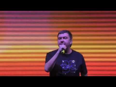 Видео: Североуральск день города, Александр Гуляев - "Расскажи как твои дела"