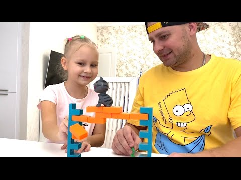 Видео: ЧЕЛЛЕНДЖ КОТОПАД! КТО СПАСЕТ КОТЕНКА АЛИСА ПРОТИВ ПАПЫ!