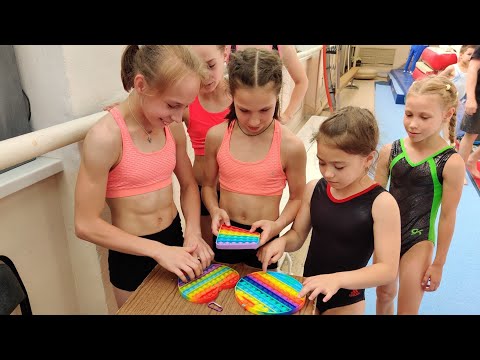 Видео: Спортивная гимнастика против Pop It // Заруба гимнасток