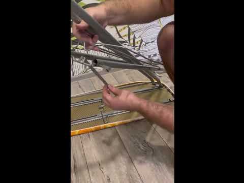 Видео: Ремонт гладильной доски