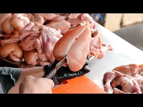 Видео: Пакистанская уличная еда – ЦЕЛАЯ КУРИЦА НА ГРИЛЕ Пешавар Пакистан