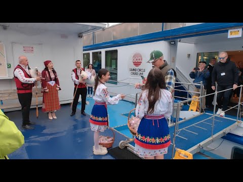 Видео: „Дунав турс“ посрещна първите си туристи по река Дунав с гайди