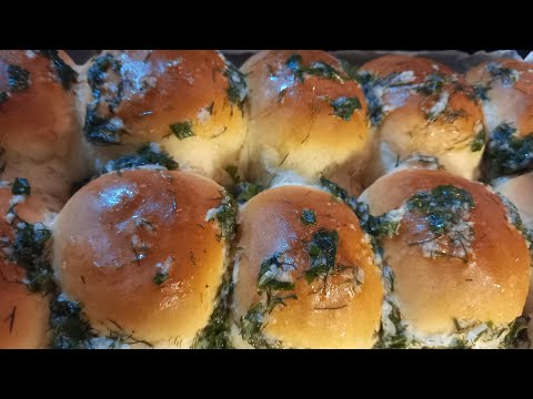 Видео: УТЕПЛИЛАСЬ І СПЕКЛА ПАМПУШКИ З ЧАСНИКОМ 😋