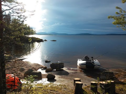 Видео: Рыбалка и отдых на Соколозере и Белом море