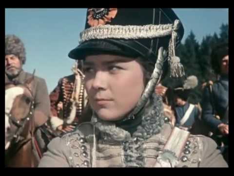 Видео: Давным-давно (песня из кинофильма "Гусарская баллада")
