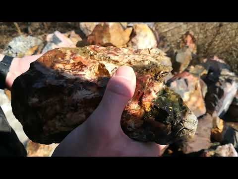 Видео: Флорентийская мозаика. Распиливание камня на пластины.