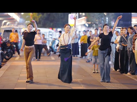 Видео: красивые тибетские сестры, изящный тибетский танец «G UO luooverdress»