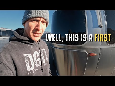 Видео: Замерзшие трубы при неожиданной 19-градусной погоде — Airstream Adventures!