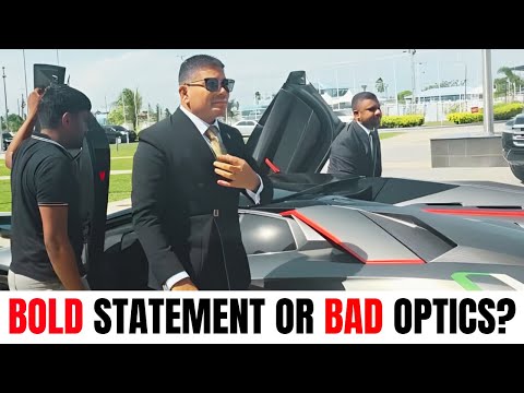 Видео: Грандиозный въезд Азруддина Мохамеда на Lamborghini запятнан обвинениями в мошенничестве с налога...