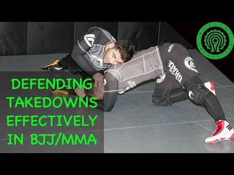 Видео: Эффективная защита от тейкдаунов в бразильском джиу-джитсу и смешанных единоборствах (ММА)