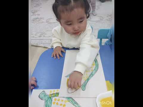 Видео: дәстүрден тыс сурет салу технологиясы. Үйректер топ #балабақша #doshkola_kz