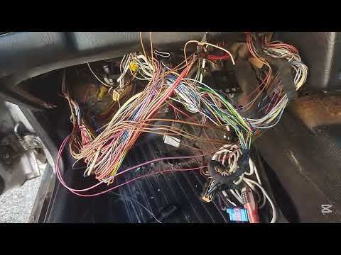 Видео: Мая Ауди 80 чуть не сгорела нашёл причину 