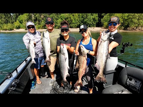 Видео: Летняя рыбалка на лосося в нижнем течении реки Колумбия