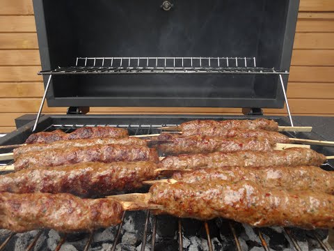 Видео: Адана кебаб на гриле! Великолепный вкус чистого мяса с невероятным ароматом - SUB - Yami Yami
