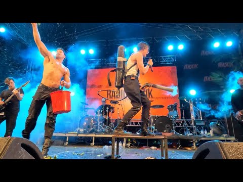 Видео: РАДИОТАПОК и БАТЯ на рокфесте ПЛЯЖ