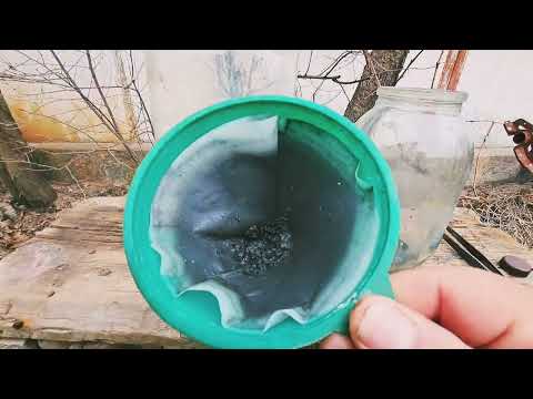 Видео: Қолдан жасаған патша сумен алтын ажырату