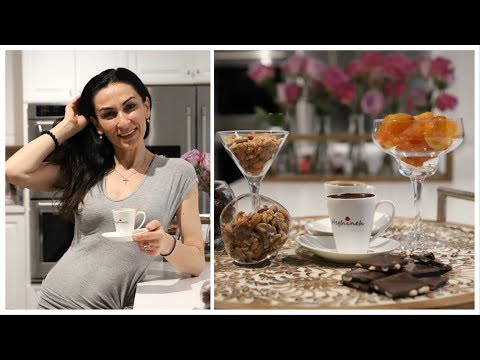 Видео: Как Приготовить Кофе по Армянски - Рецепт от Эгине - Heghineh Cooking Show in Russian