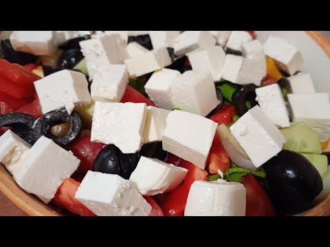 Видео: ВКУСНЫЙ СУПЧИК С КУКУРУЗОЙ И КУРИЦЕЙ И САЛАТ "ГРЕЦИЯ"