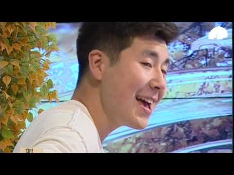 Видео: Урмат Токомбаев/ жандуу үн / "Ырчы жигит"