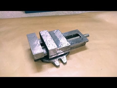 Видео: Самодельные тиски для самодельного сверлильного станка из металлолома