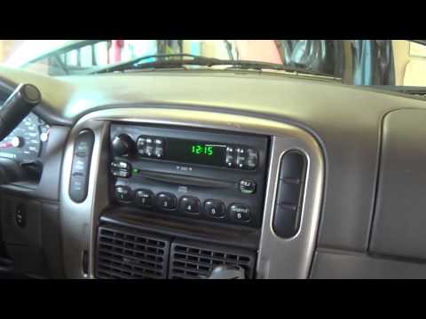 Видео: Быстрое решение: система отопления, вентиляции и кондиционирования Ford Explorer 2004 года — нет ...