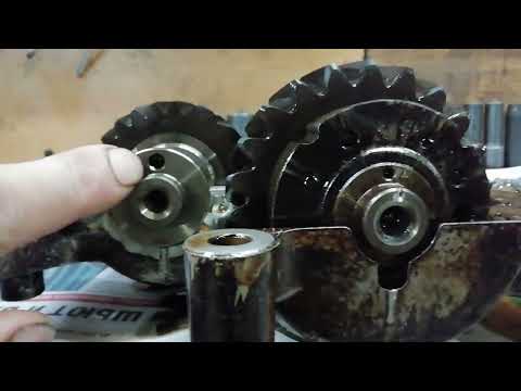 Видео: 1AR FE Замена резинок балансиров