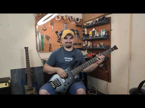 Видео: Безголовый бас, Ясень, 5-струн. Возможен апгрейд на кастомные звучки.