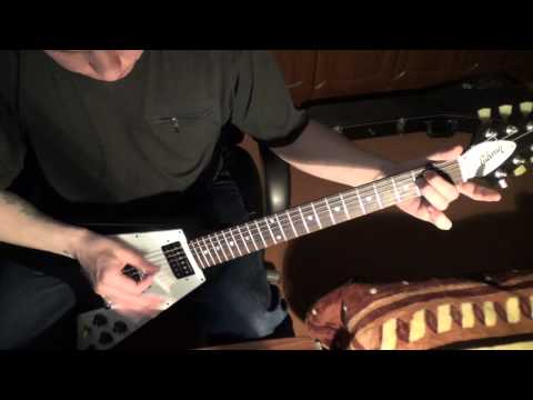 Видео: Самый простой РИФ для начинающих гитаристов №1