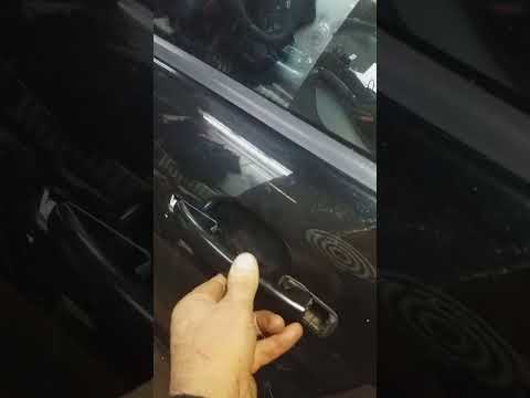 Видео: Как снять ручку двери на Пежо 308