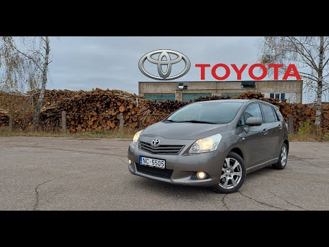 Видео: Toyota Verso 2012 год 2.0 D 4D Хорошая комплектация: Обзор и тест драйв