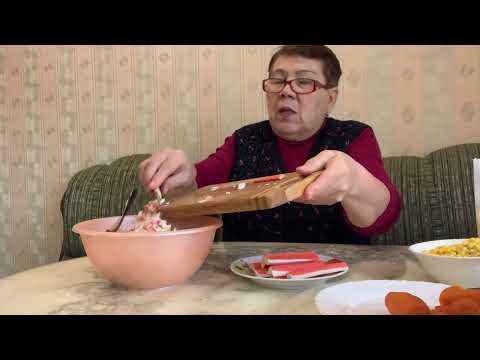 Видео: Салат крабовой, с кукурузой, с домашнем майонезом.