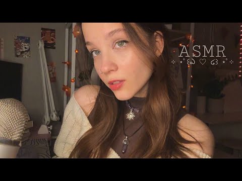 Видео: ASMR Поцелуи Перед Сном 💕 Звуки Рук + Поцелуи