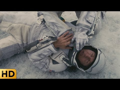 Видео: Амелия спасает Купера от удушья. Интерстеллар.