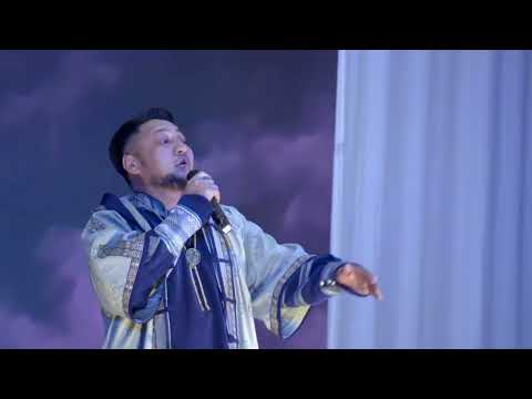 Видео: Lkhamragchaa  - 33 gobiin magtaal / 33 говийн магтаал