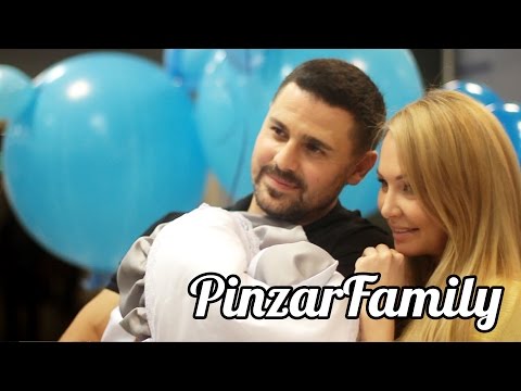Видео: Выписка из роддома Дарьи Пынзарь и Давид Пынзарь