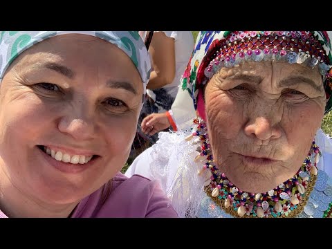 Видео: Марилар бездән яхшырак татарча сөйләшә! Арча районында "Сөлгеле капка" фестивалендә җырладык #арск