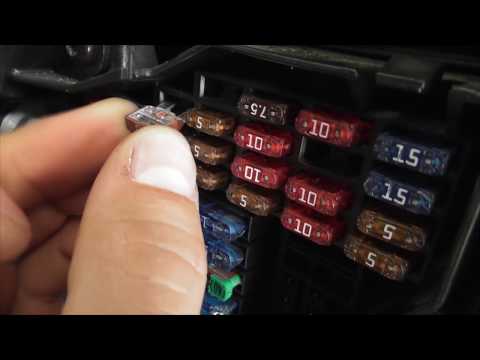 Видео: Volkswagen Golf 4 1.9TDI 2000 - Мертвый климат-контроль