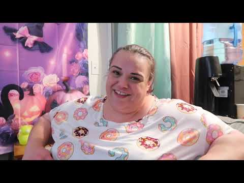 Видео: Примерка потерянного размера: платья, пижамы и джинсы #plussizefashion #plussizeclothing