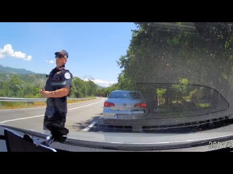 Видео: Хитрая полиция Черногории!  Как меня оштрафовали за превышение скорости более чем на 50 км/ч