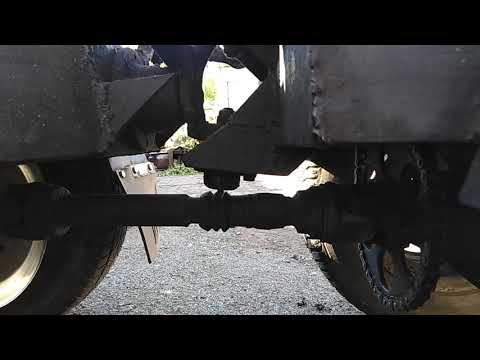 Видео: Мини погрузчик согнуло вал на оси качения