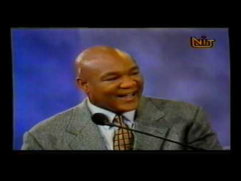 Видео: «The 700 Club» - Интервью с Джорджем Форманом (2)