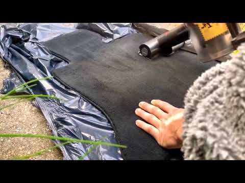 Видео: Как Почистить Коврики В Вашем Автомобиле / How To Clean Your Car Mats. #detailing