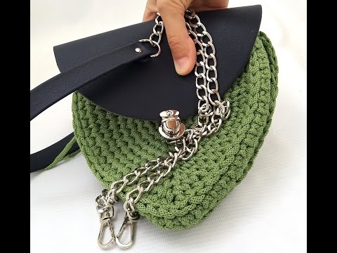 Видео: Ровный треугольник крючком из полиэфирного шнура для сумки вяжем вместе. Объясняю как связать