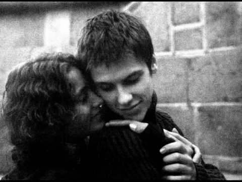 Видео: Амели на мели - забыть