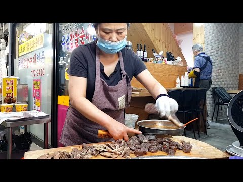 Видео: 42 года! Корейская колбаса ручной работы / кровяная колбаса - уличная еда Корея