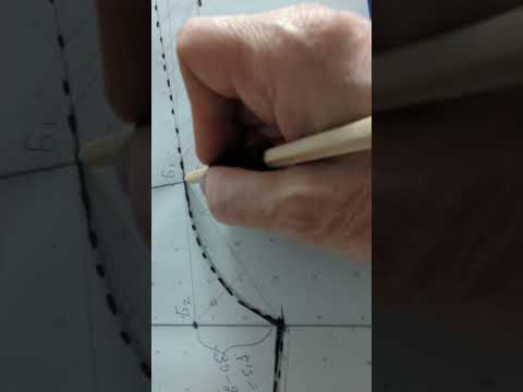 Видео: Построение передней половинки брюк