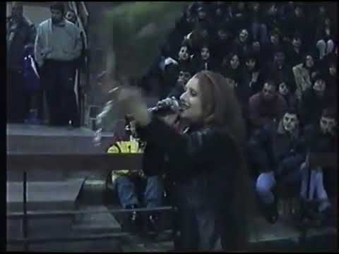 Видео: RUMYANA - DVE OCHI RAZPLAKANI / РУМЯНА -  ДВЕ ОЧИ РАЗПЛАКАНИ  / LIVE
